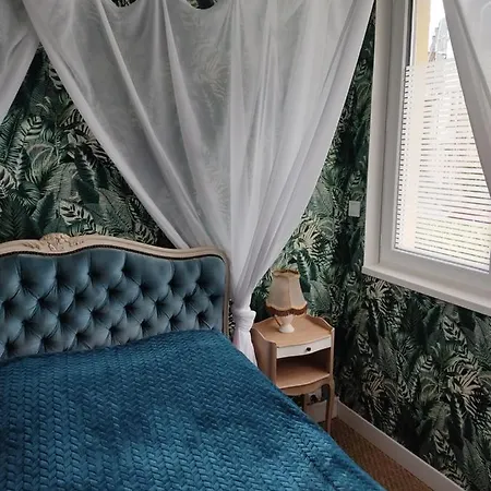 Au Repos Des Baigneurs, Rez-de-chaussee, Wifi 아파트 르트레포르